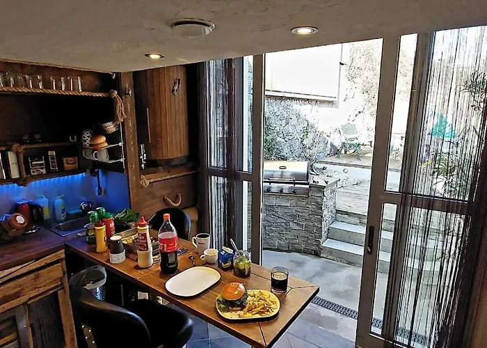 Oah 1870 Oldest House Dom wakacyjny Ålesund