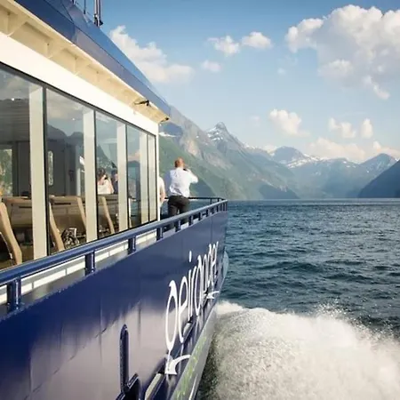 Oah 1870 Oldest House Nyaraló